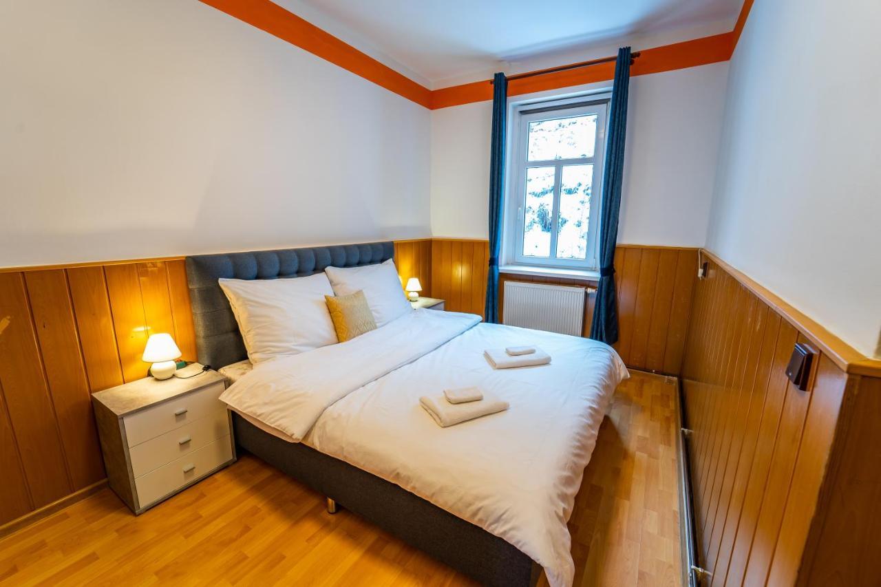 Tuan Long Apartments Jáchymov Esterno foto