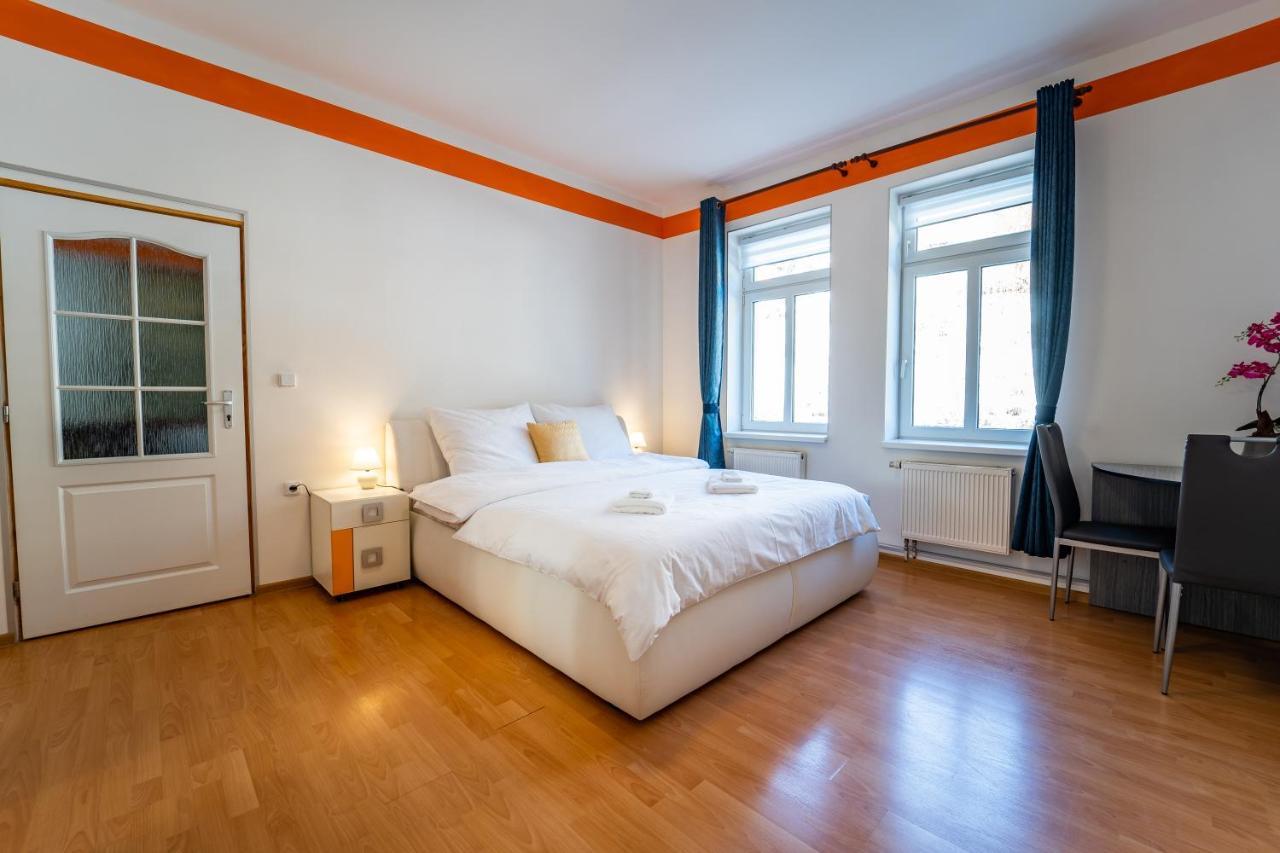 Tuan Long Apartments Jáchymov Esterno foto